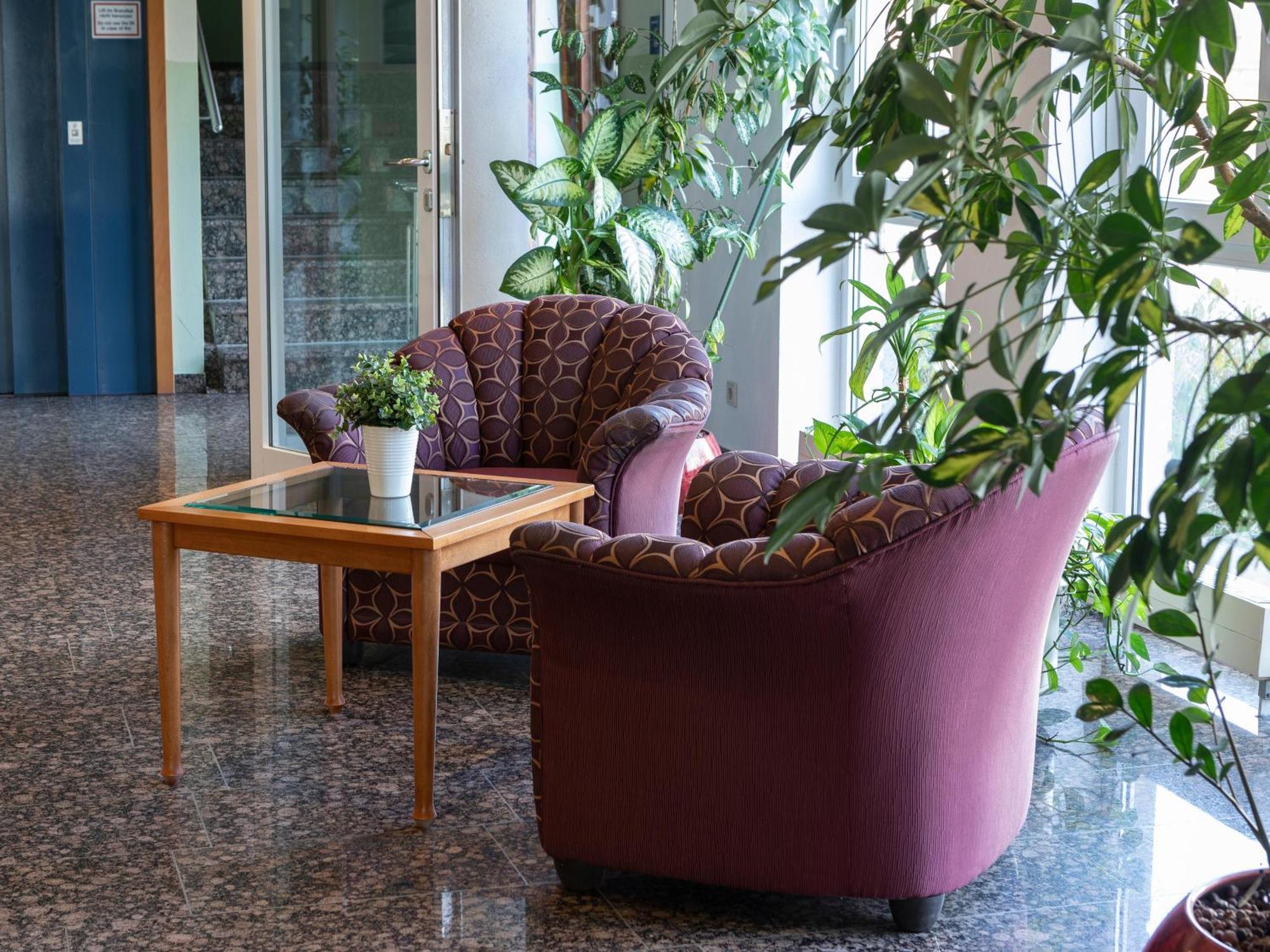 B&B Hotel Gotha-Hbf Exteriör bild
